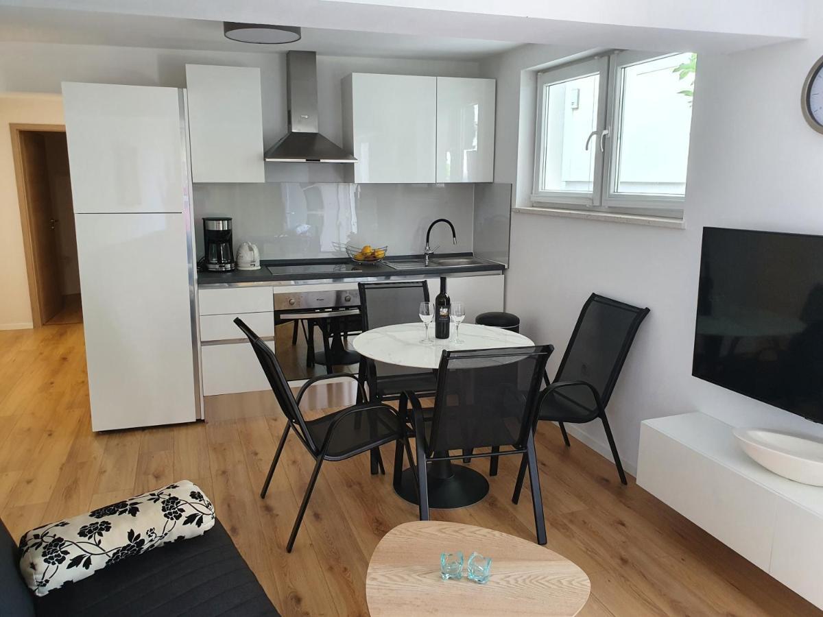 Apartmani Janja 克尔克 外观 照片
